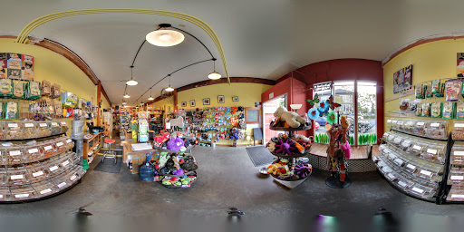 Pet Supply Store «Wally Pets», reviews and photos, 4411 Wallingford Ave N, Seattle, WA 98103, USA