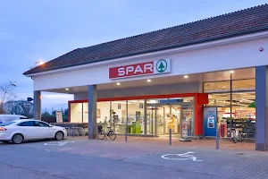 SPAR szupermarket image