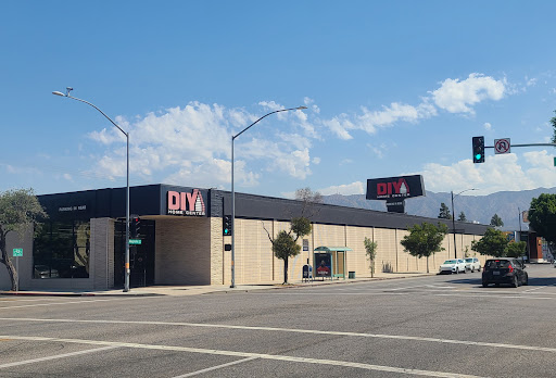 DIY Center, 3221 W Magnolia Blvd, Burbank, CA 91505, USA, 