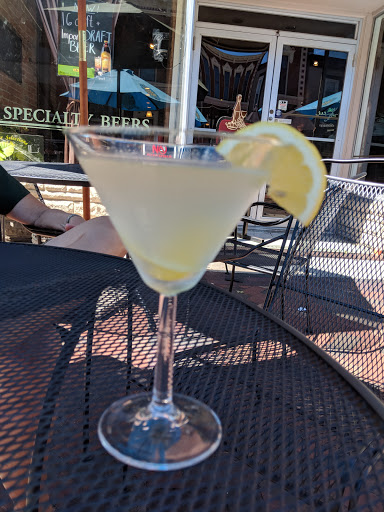 Wine Store «Village Wine Cellars», reviews and photos, 48 E Mulberry St, Lebanon, OH 45036, USA