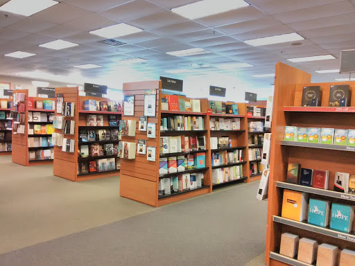 Book Store «LifeWay Christian Store», reviews and photos, 898 Plaza Blvd, Lancaster, PA 17601, USA