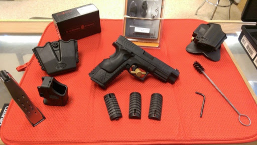 Gun Shop «Patriots Armory, LLC», reviews and photos, 2836 E 2nd St, Muscle Shoals, AL 35661, USA