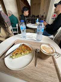 Plats et boissons du Café Café Mollien à Paris - n°18