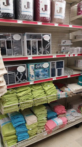 Dollar Store «FAMILY DOLLAR», reviews and photos, 276 Main St, City of Orange, NJ 07050, USA