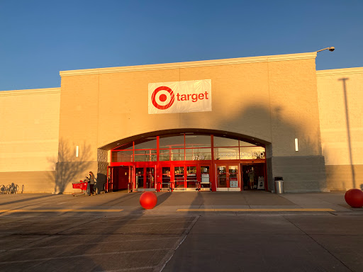 Target, 3749 Carpenter Rd, Ypsilanti, MI 48197, USA, 