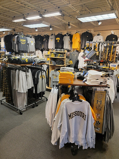 Sportswear Store «Rally House Brentwood», reviews and photos, 1120 S Brentwood Blvd, Richmond Heights, MO 63117, USA