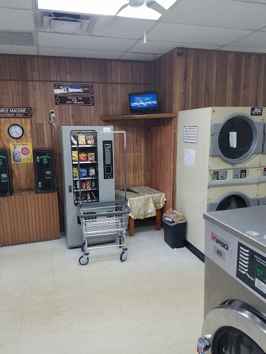 Laundromat «Sun Village Coin Laundry», reviews and photos, 4579 N University Dr, Lauderhill, FL 33351, USA