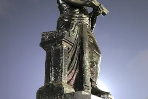 Thiruvalluvar Statue image