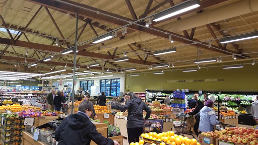 Grocery Store «New Seasons Market Cedar Hills», reviews and photos, 3495 SW Cedar Hills Blvd, Beaverton, OR 97005, USA
