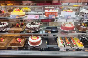 85°C Bakery Cafe - Federal Way image