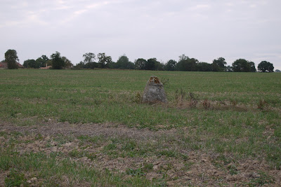 Menhir à Le Bernard