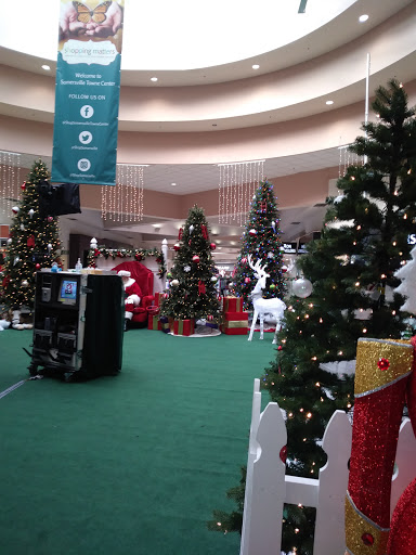 Shopping Mall «Somersville Towne Center», reviews and photos, 2550 Somersville Rd, Antioch, CA 94509, USA