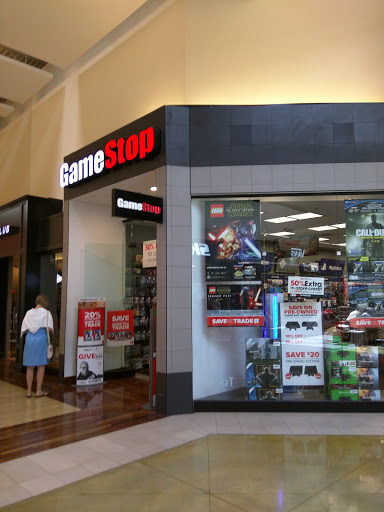 GameStop, 3000 W Grapevine Mills Cir Suite 501, Grapevine, TX 76051, USA, 