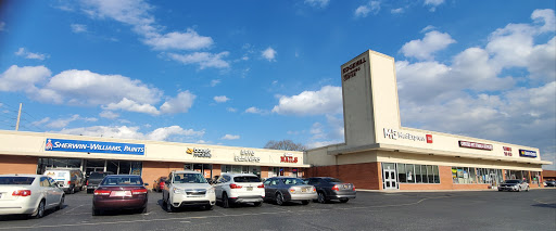 Cleaners «Brite Cleaners», reviews and photos, 11 S Dupont Hwy, Dover, DE 19901, USA