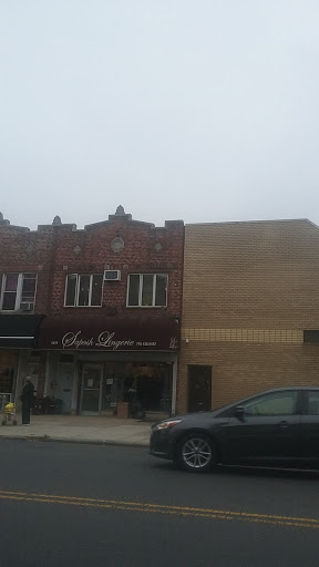 Lingerie Store «Saposh Lingerie», reviews and photos, 4619 18th Ave, Brooklyn, NY 11204, USA