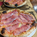 Photo n°1 de l'avis de Lucy.e fait le 26/11/2023 à 05:13 sur le  Trattoria - Pizzeria La Perla Venezia à Venice