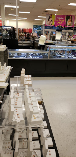 Department Store «T.J. Maxx», reviews and photos, 1 Worcester Rd, Framingham, MA 01701, USA