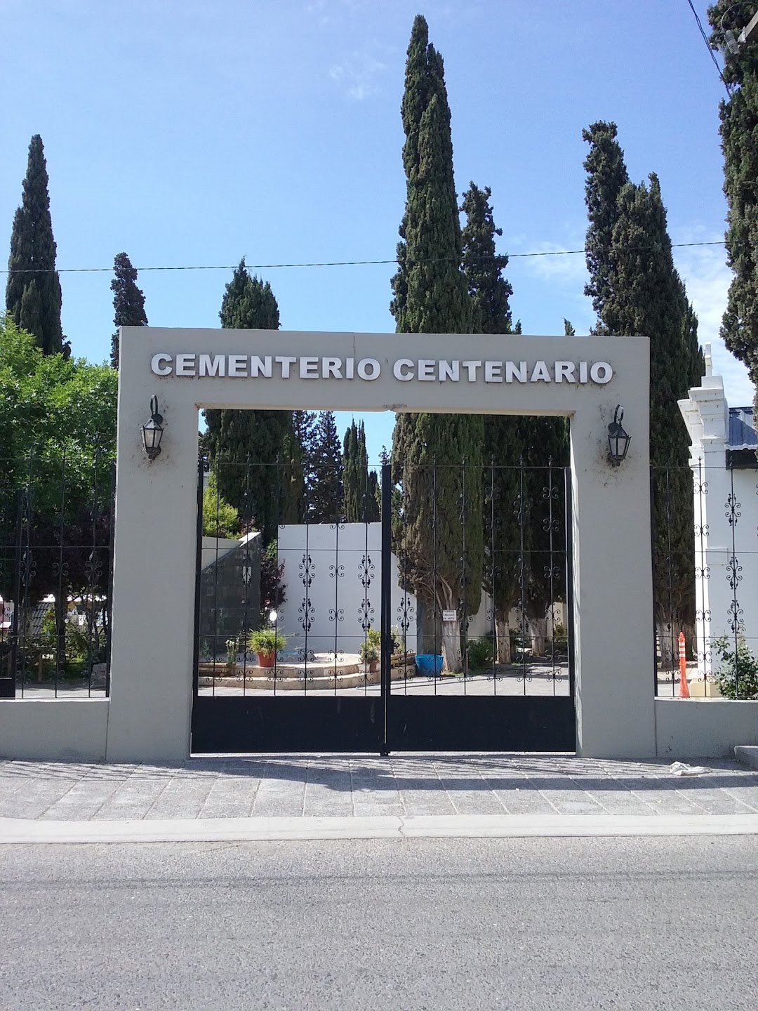 Cementerio Centenario