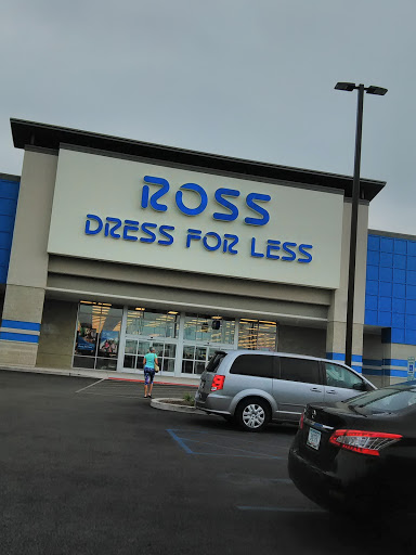 Clothing Store «Ross Dress for Less», reviews and photos, 1101 5th Ave, Hammond, IN 46320, USA