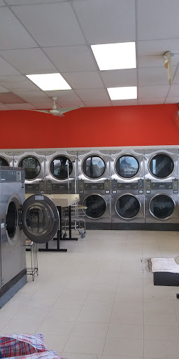 Laundromat «Bull City Suds Laundromat», reviews and photos, 1203 University Dr, Durham, NC 27707, USA