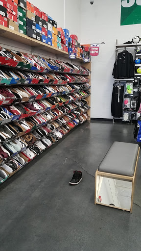 Shoe Store «WSS», reviews and photos, 7900 Sepulveda Blvd, Van Nuys, CA 91405, USA