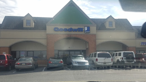 Thrift Store «Goodwill», reviews and photos