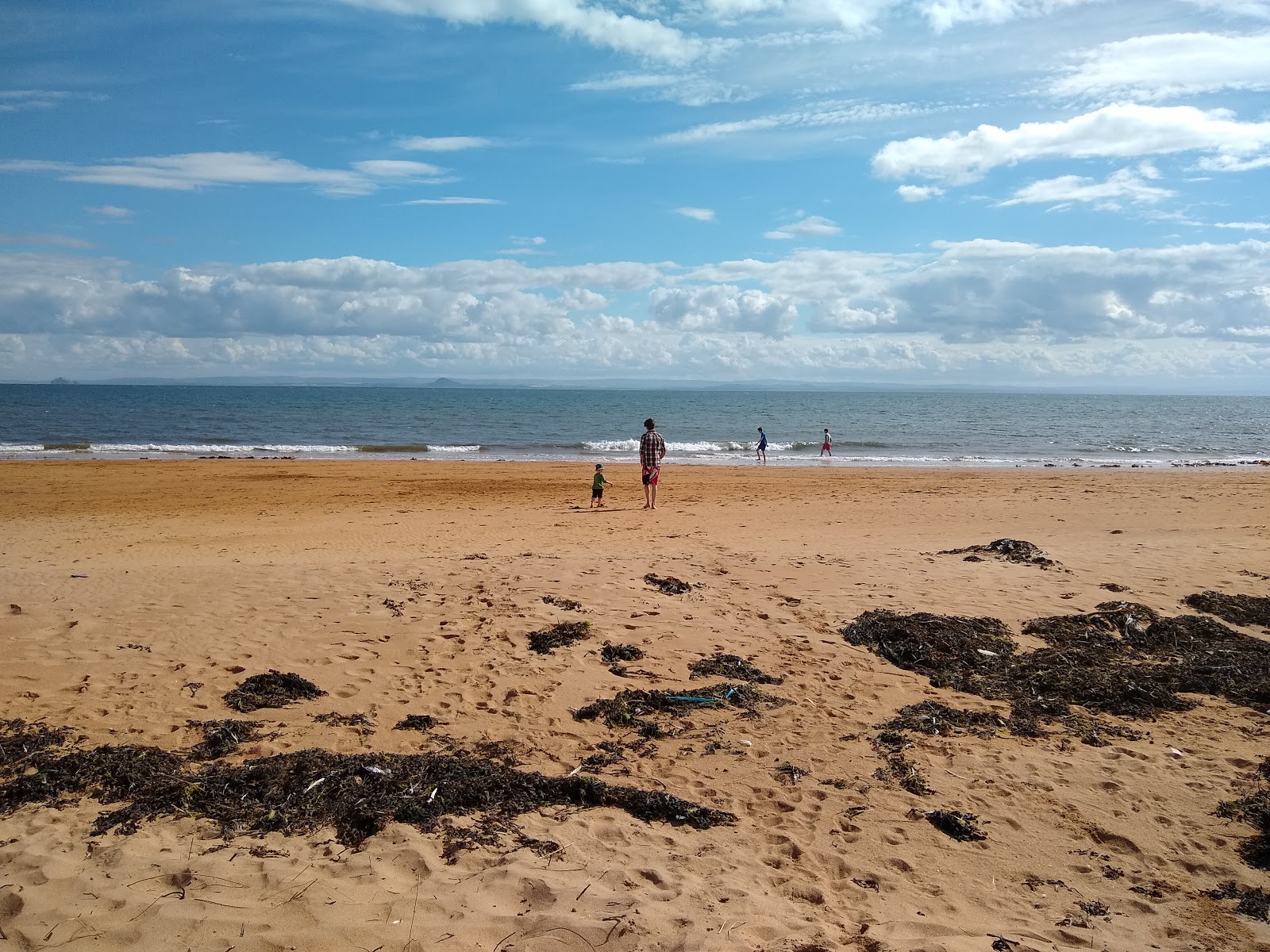 Foto de Ruby Bay Beach con muy limpio nivel de limpieza