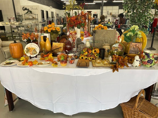 Thrift Store «GRACEful Buys», reviews and photos, 700 W Euless Blvd, Euless, TX 76040, USA