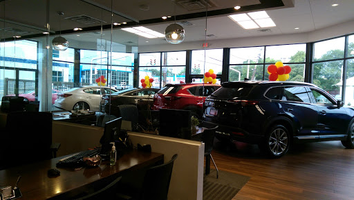 Mazda Dealer «Mazda of Valley Stream», reviews and photos, 676 W Merrick Rd, Valley Stream, NY 11580, USA