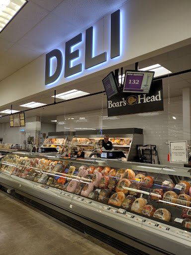 Grocery Store «Stop & Shop», reviews and photos, 44 Fenn Rd, Newington, CT 06111, USA