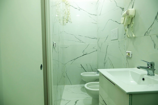 Photos du propriétaire Chambre d'hôtes Queen 20 - Private Rooms Duomo 80139 Naples