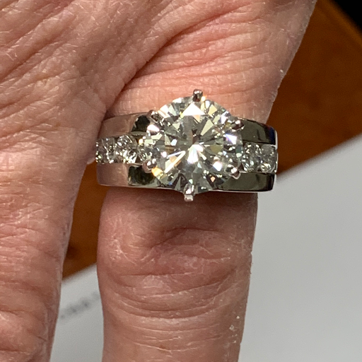 Diamond Buyer «Dover Jewelry & Pawn Exchange», reviews and photos, 558 N Dupont Hwy, Dover, DE 19901, USA