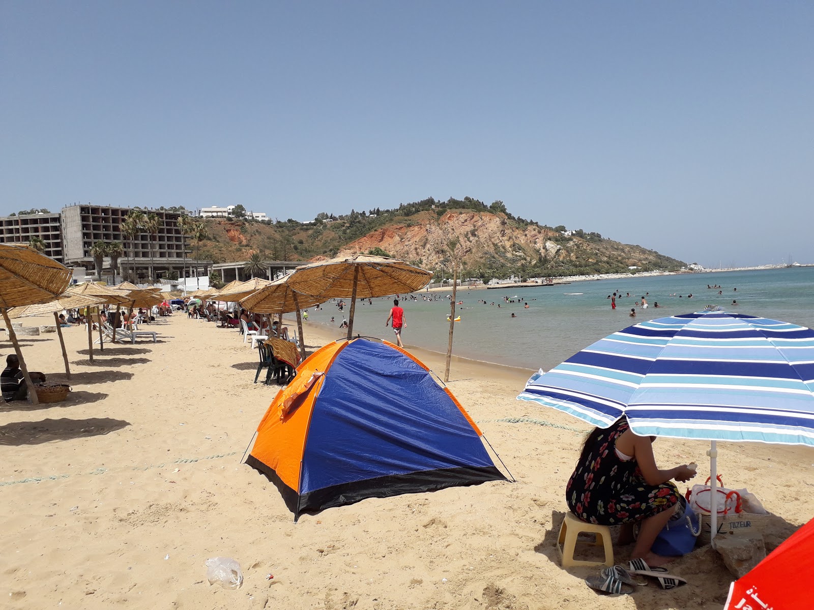 Photo of Amilcar Beach and the settlement