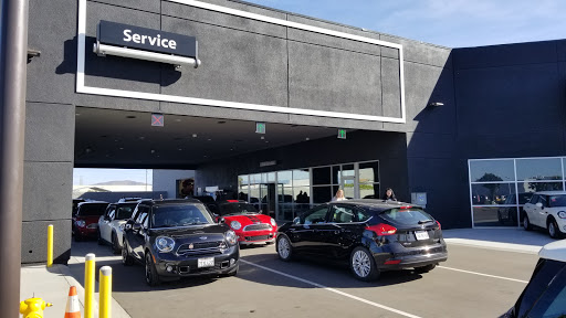 Car Dealer «MINI of Ontario», reviews and photos, 1251 Auto Center Dr, Ontario, CA 91761, USA