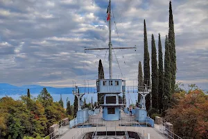 Regia nave Puglia image