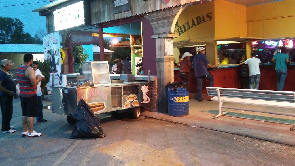 De Buey Y Vaca Taqueria 77037