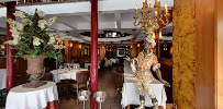 Atmosphère du Restaurant Le Versailles Dernière Brasserie d'Autrefois au Coeur de Limoges depuis 1932 - n°9