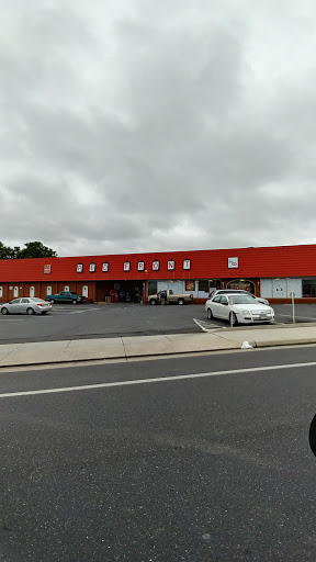 Grocery Store «Red Front Supermarket, Inc», reviews and photos, 677 Chicago Ave, Harrisonburg, VA 22802, USA