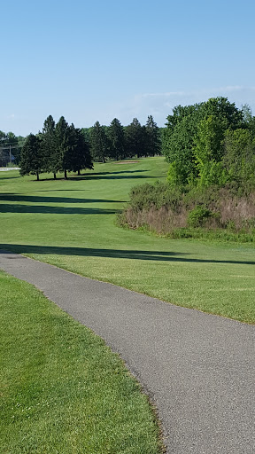 Golf Course «Chemung Hills Golf Club & Banquet Center», reviews and photos, 3125 Golf Club Rd, Howell, MI 48843, USA