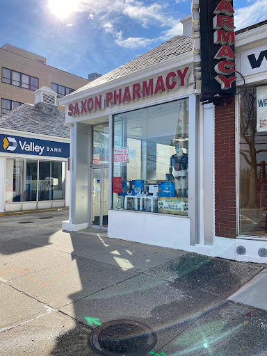 Saxon Pharmacy, 460 Mamaroneck Ave, White Plains, NY 10605, USA, 