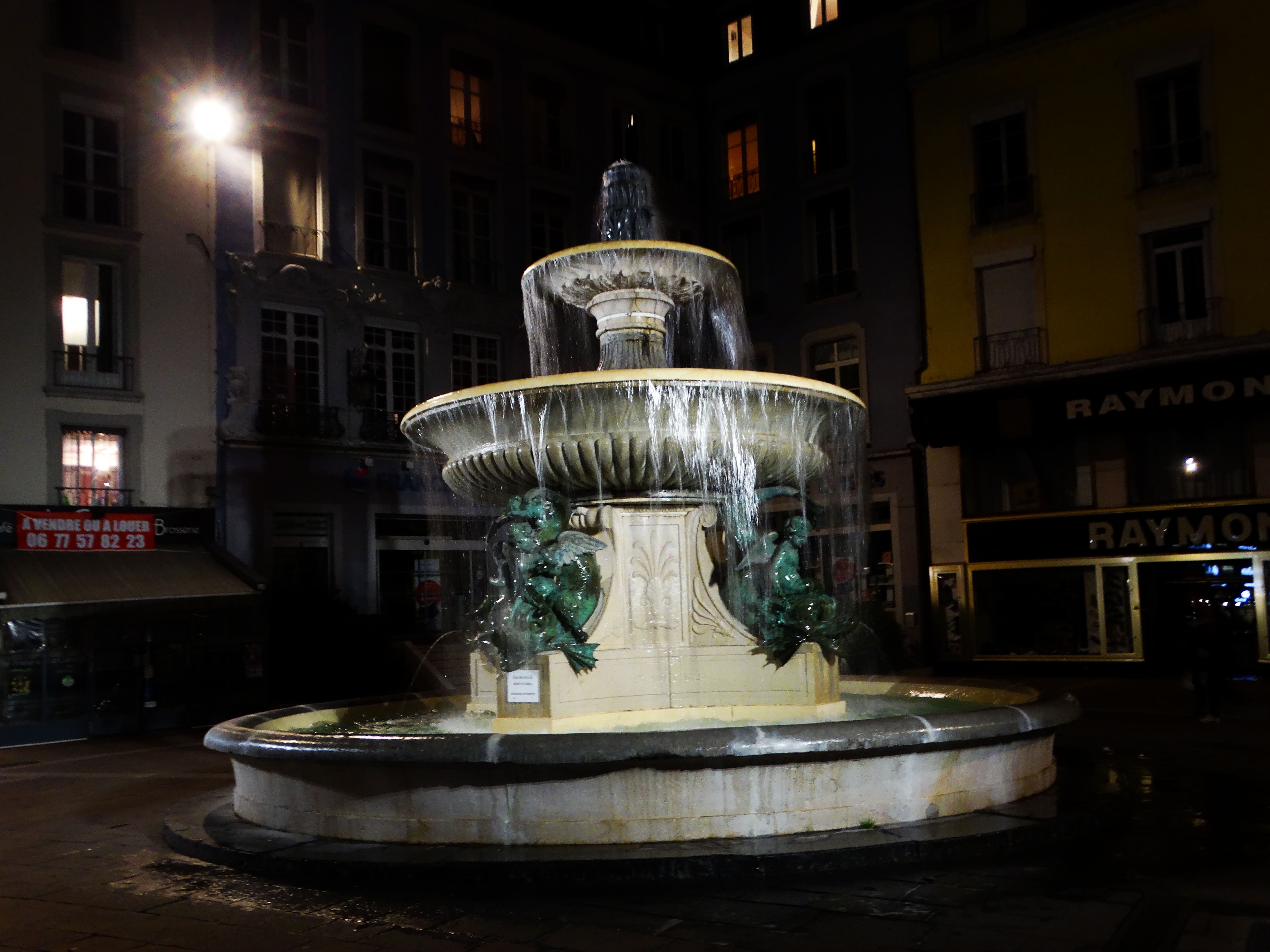 Photo n° 1 de l'avis de Hristo.t fait le 13/12/2018 à 22:06