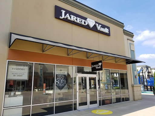 Jared Vault, 846 Premium Outlets Dr, Monroe, OH 45050, USA, 