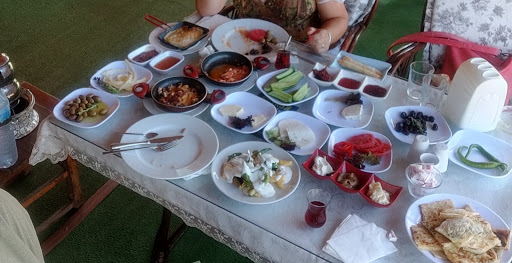 Yalı Restaurant Bafa Gölü
