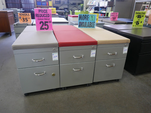 Used Office Furniture Store «TR Trading Company», reviews and photos, 15604 S Broadway, Gardena, CA 90248, USA