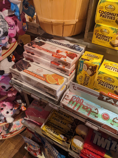 American Restaurant «Cracker Barrel Old Country Store», reviews and photos, 200 Bypass Rd, Williamsburg, VA 23185, USA