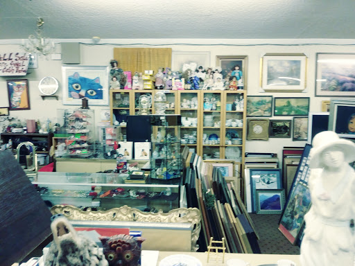 Thrift Store «Happy Tails Thrift Store», reviews and photos, 1825 Springs Rd, Vallejo, CA 94591, USA