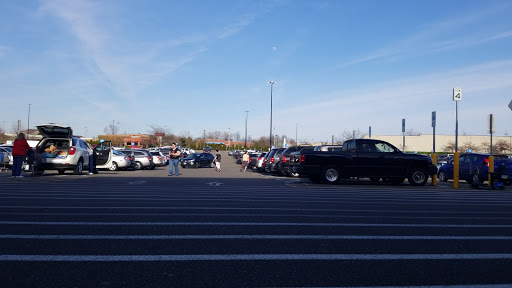 Pharmacy «Walmart Supercenter», reviews and photos, 3520 Hudson Dr, Stow, OH 44224, USA