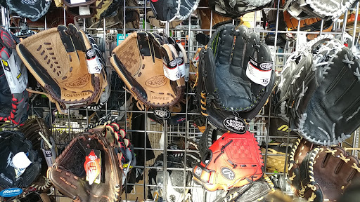 Sporting Goods Store «Play It Again Sports- Chesterfield, MI», reviews and photos, 50607 Gratiot Ave, Chesterfield, MI 48051, USA