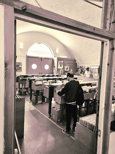 Reviews of Monorail Music in Glasgow - Music store