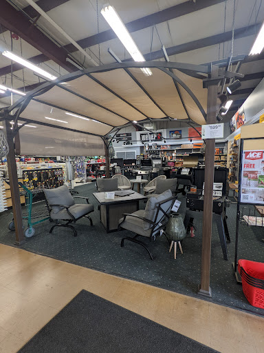 Hardware Store «Mendo Mill & Lumber Co», reviews and photos, 2465 S Main St, Lakeport, CA 95453, USA